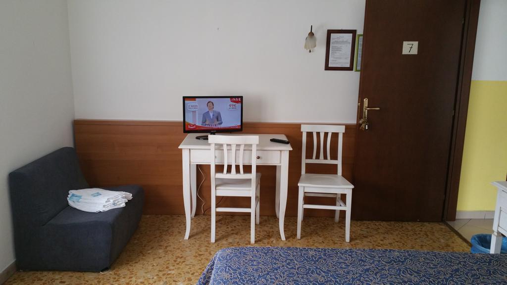 פירנצה Albergo Sonia מראה חיצוני תמונה